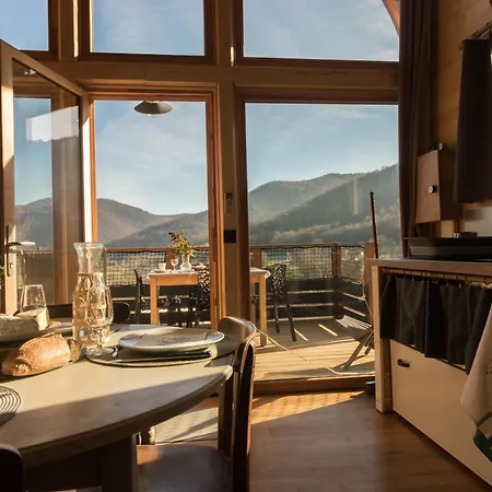 Insolite Pyrenees Semesterbostad *