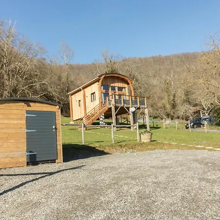 Insolite Pyrenees בית נופש *