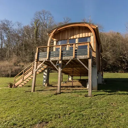 Insolite Pyrenees בית נופש